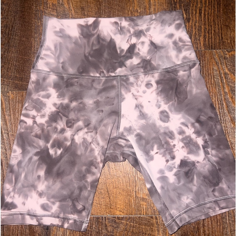 NWOT Sz 4 align shorts